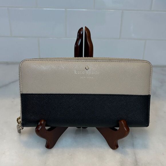 Kate Spade Saffiano Leather Two-Tone Colorblock Full Zip Continental Wallet - Picture 1 of 16